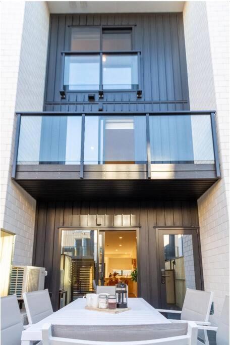 3 Minutes Walk To Riverside Market 4Bed4Bath Κράισττσερτς Εξωτερικό φωτογραφία